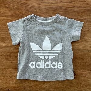 Adidas Baby Gray Grey Short Sleeve T-Shirt Tee Graphic Logo 1-3 months 3M